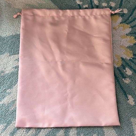 10.5x14.5” Stuart Weitzman Pink Dust Bag - Picture 2 of 3